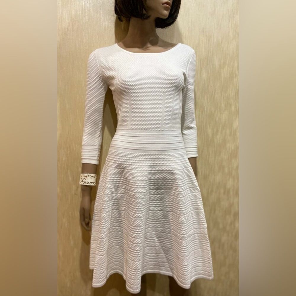 Hugo Boss Off White 3/4 Sleeve Waffle Textured Knit Knee Length Dress M - Picture 1 of 14